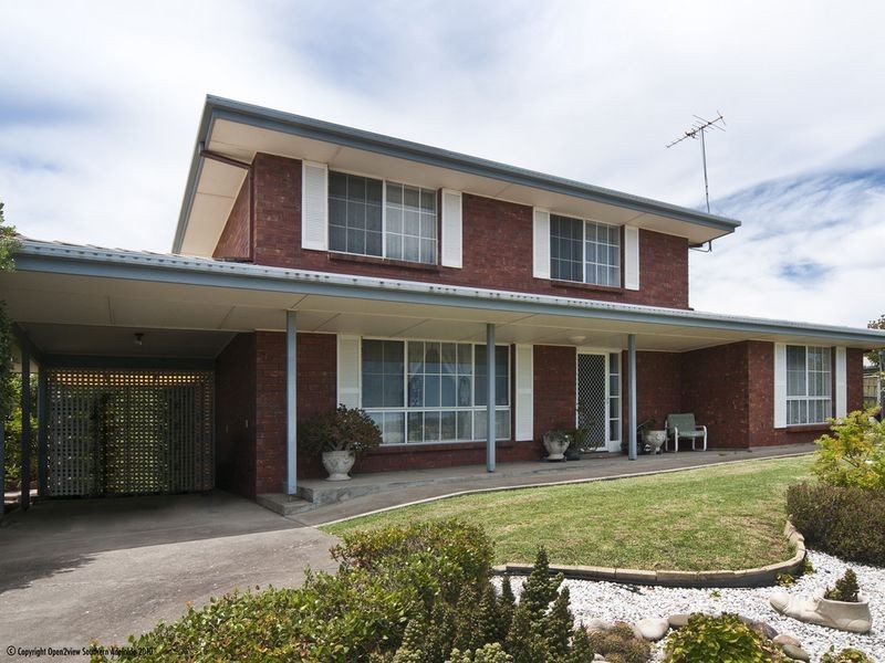 166 The Cove Road, Hallett Cove SA 5158