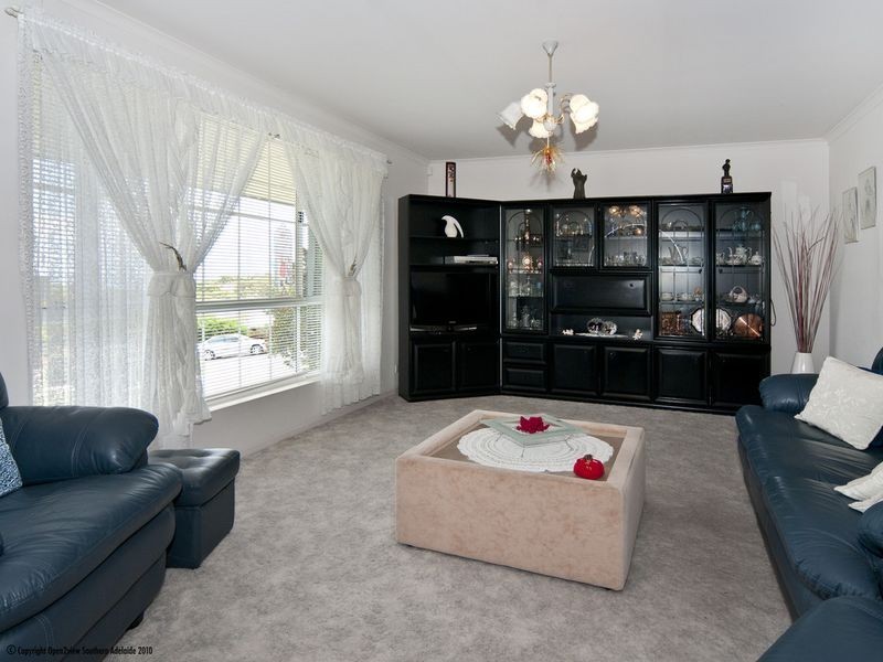 166 The Cove Road, Hallett Cove SA 5158