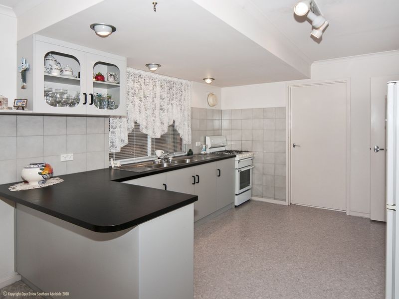 166 The Cove Road, Hallett Cove SA 5158