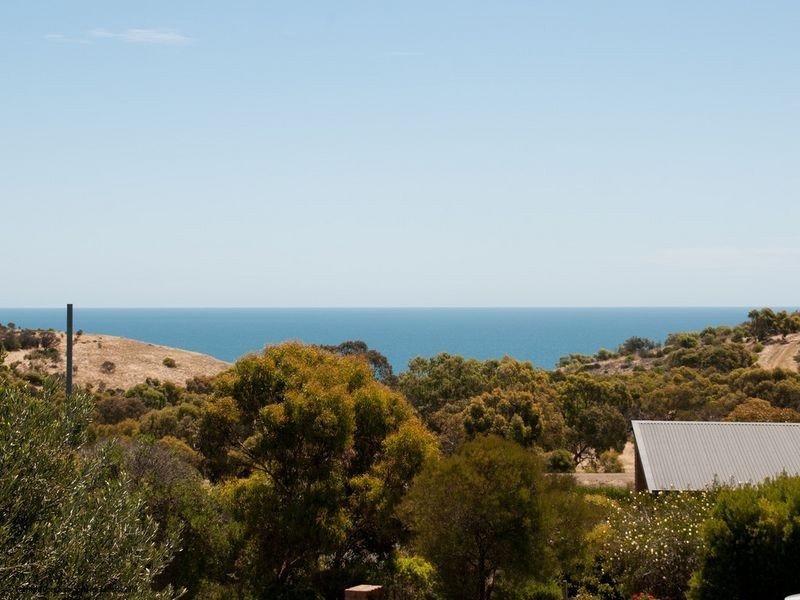 166 The Cove Road, Hallett Cove SA 5158