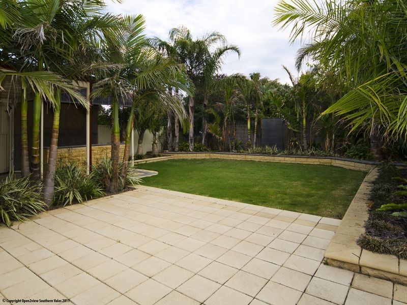 7 Woodstock Avenue, Christie Downs SA 5164