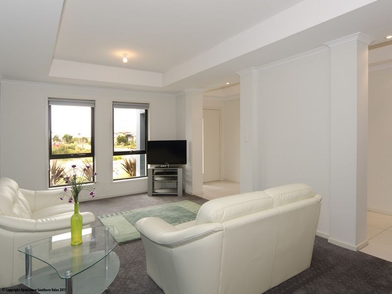 6 Polkinghorn Avenue, Aldinga Beach SA 5173