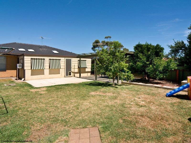 41 Beacon Crescent, Seaford SA 5169