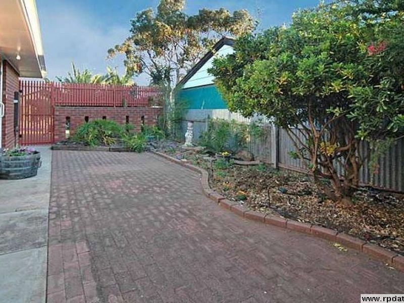 43 Beacon Crescent, Seaford SA 5169