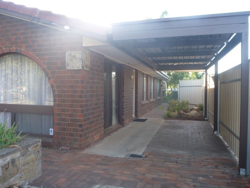9 Denby Close, Christie Downs SA 5164