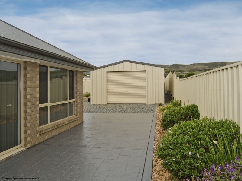 16 Milford Avenue, Sellicks Beach SA 5174