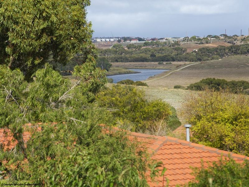 8 Oldenburg Court, Noarlunga Downs SA 5168