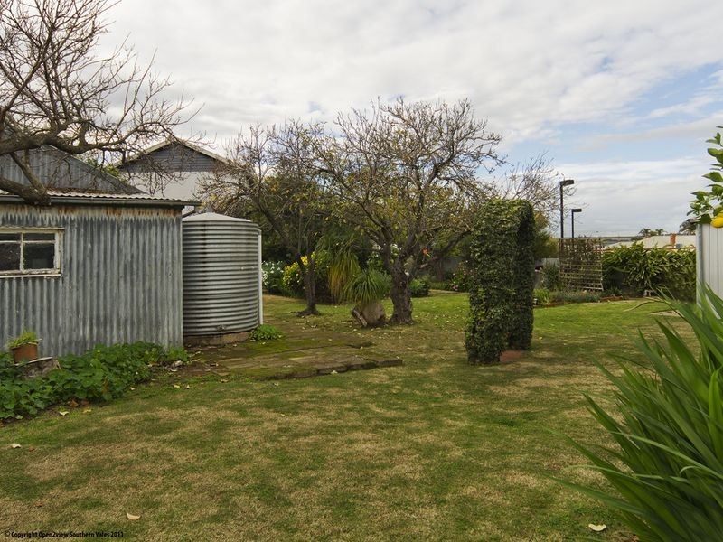 8 Witton Road, Port Noarlunga SA 5167