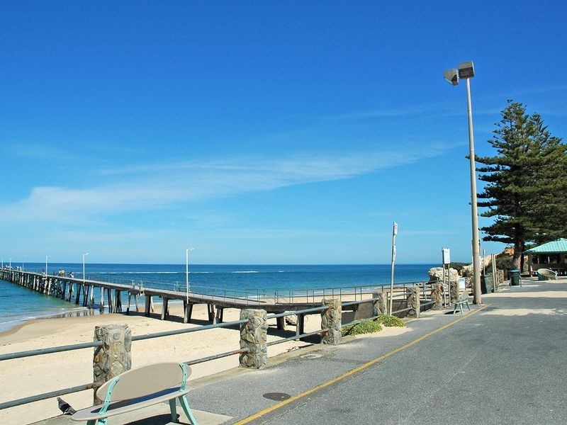 8 Witton Road, Port Noarlunga SA 5167