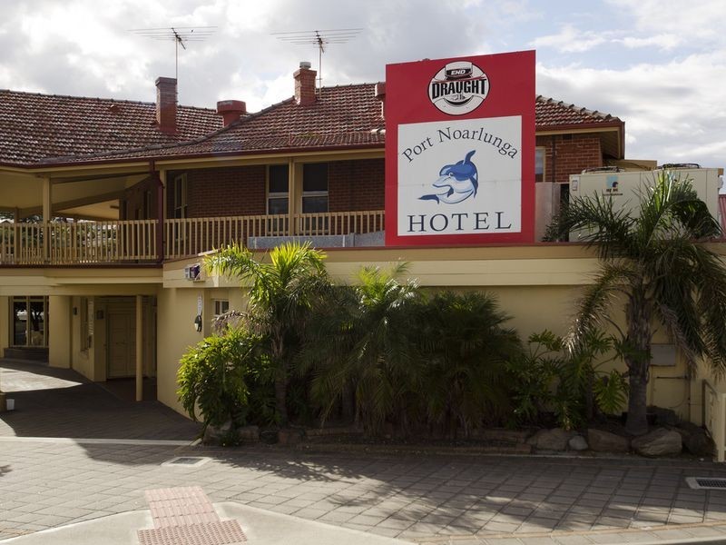 8 Witton Road, Port Noarlunga SA 5167