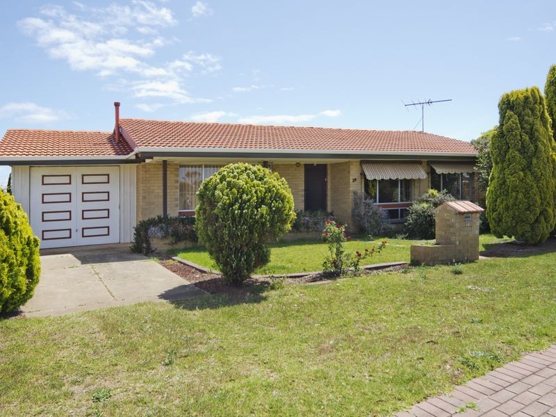 19 Norseman  Street, Port Noarlunga South SA 5167