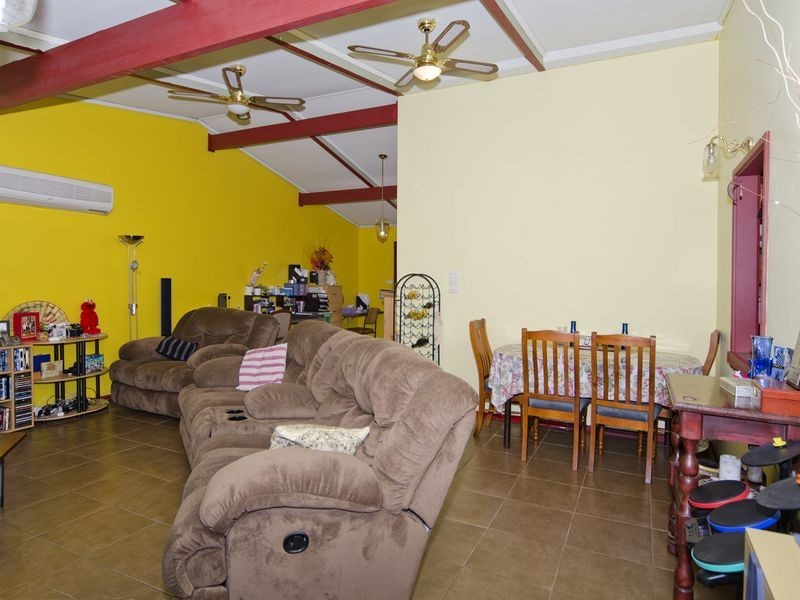21 Owen Court, Christie Downs SA 5164