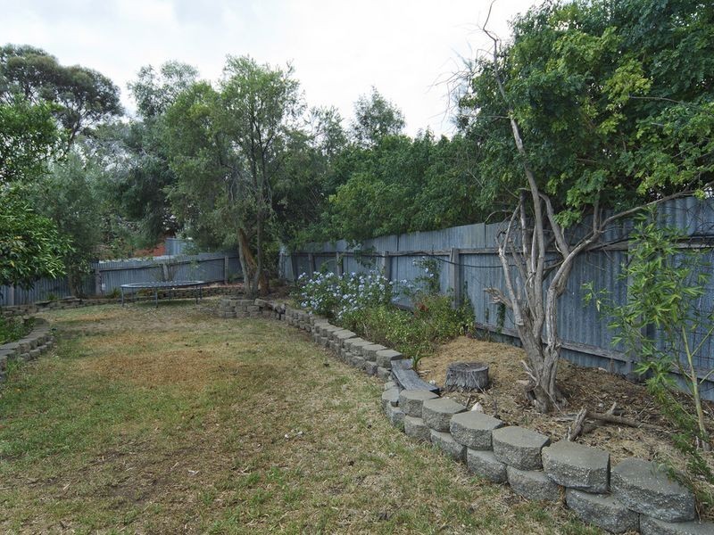 21 Owen Court, Christie Downs SA 5164
