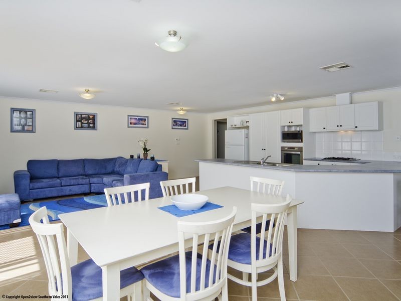 38 Sylvan Circuit, Noarlunga Downs SA 5168
