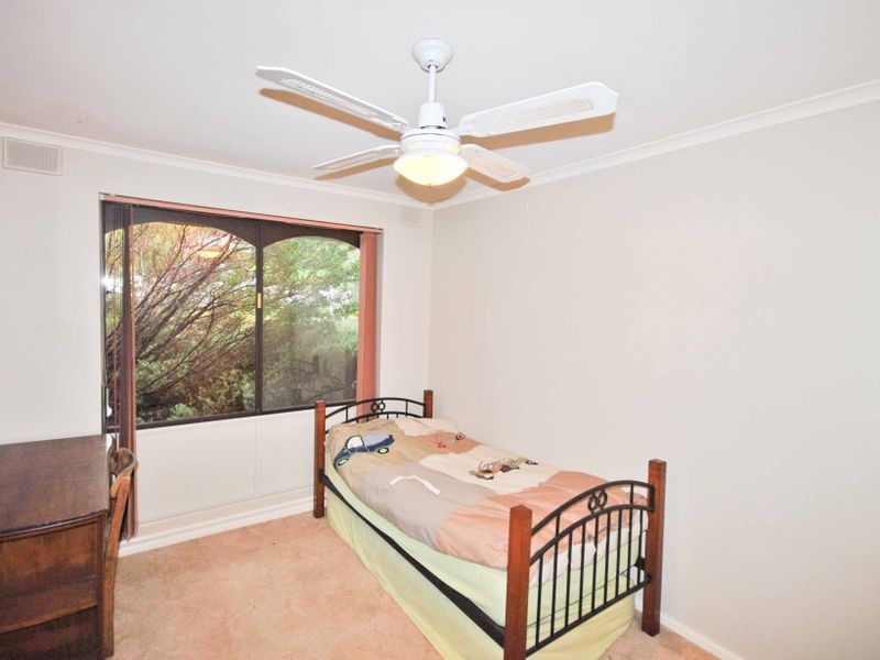 62 Oakridge Rise, Huntfield Heights SA 5163