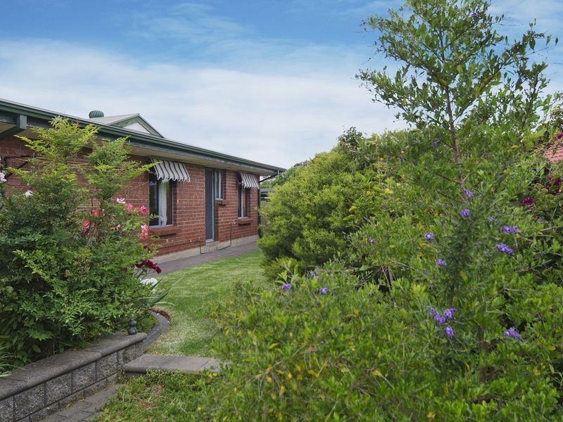 18 Allman Avenue, Woodcroft SA 5162