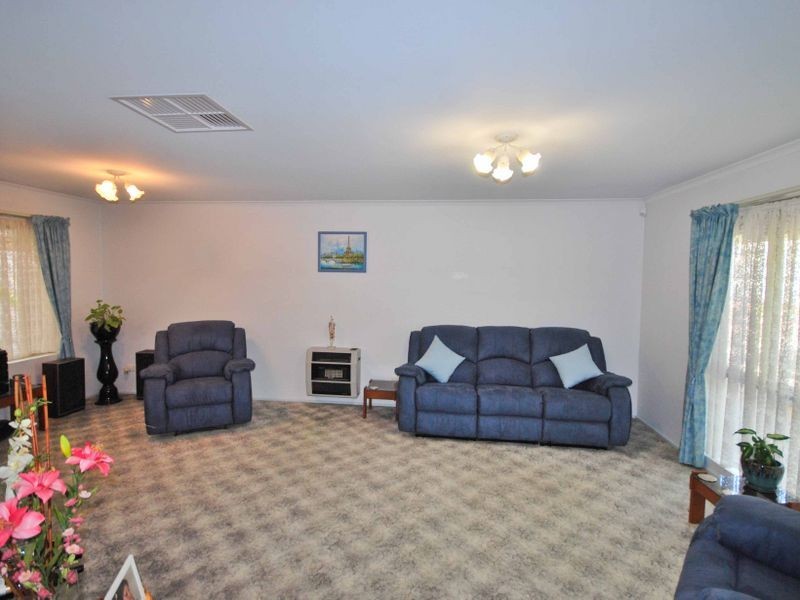 6 Galley Close, Seaford Rise SA 5169