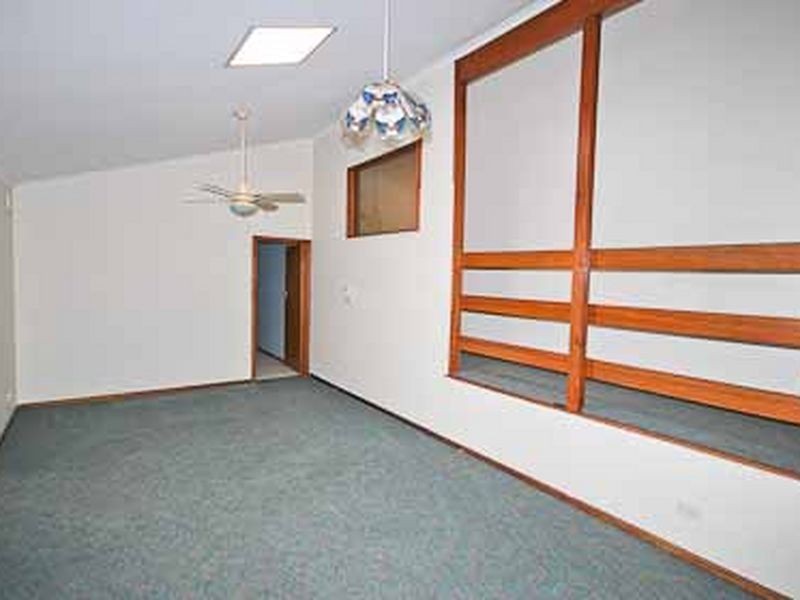 43 Darwendale Street, Huntfield Heights SA 5163