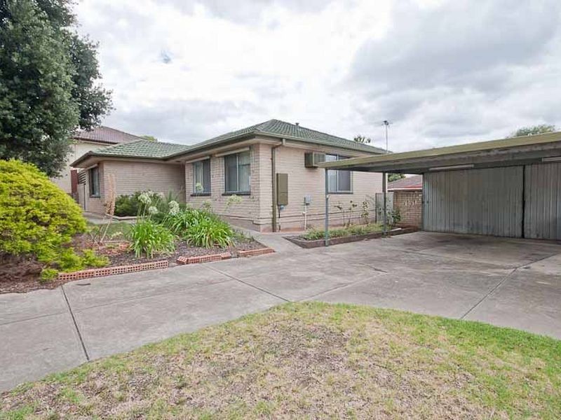 22 Dickerson Crescent, Trott Park SA 5158