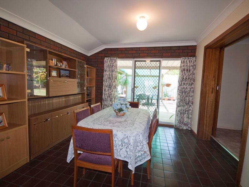 12 Green Avenue, Hackham SA 5163