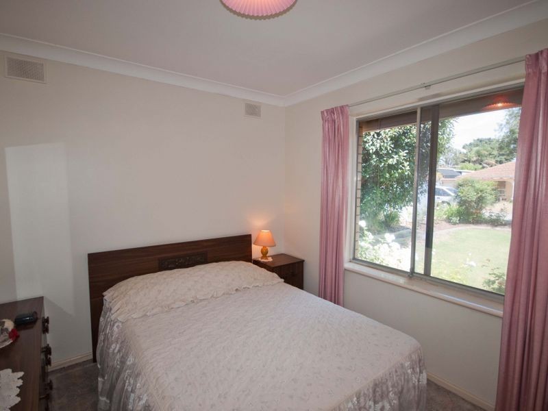 12 Green Avenue, Hackham SA 5163