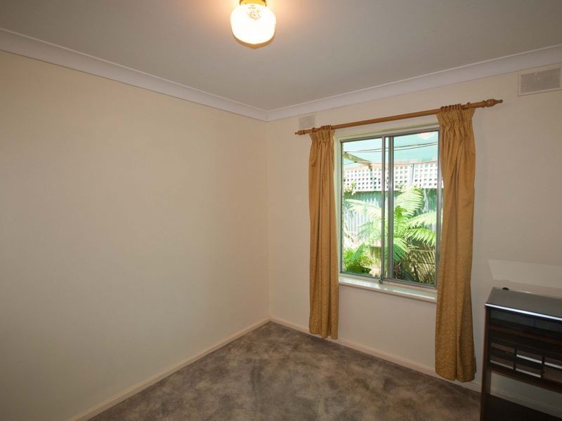 12 Green Avenue, Hackham SA 5163