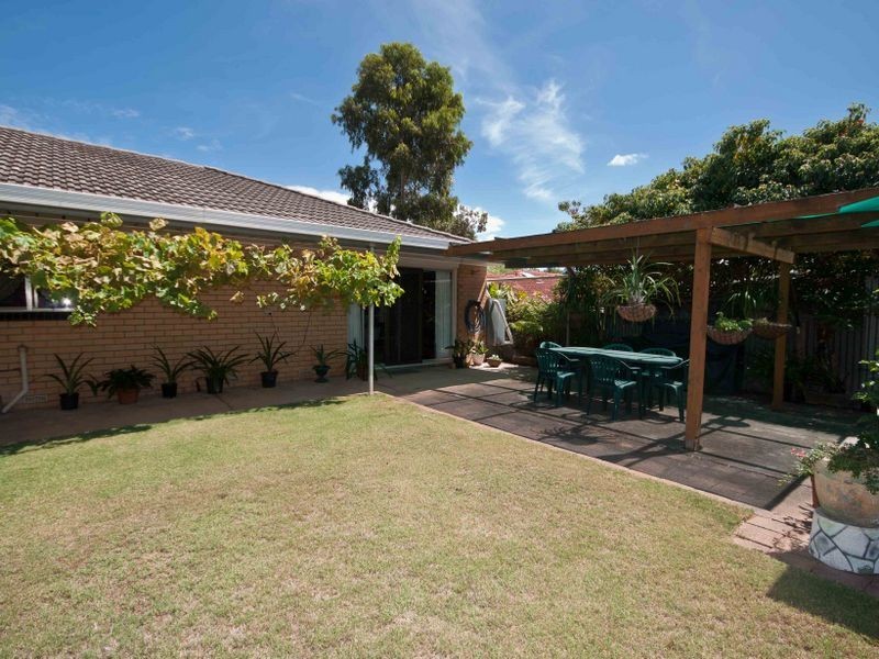 12 Green Avenue, Hackham SA 5163