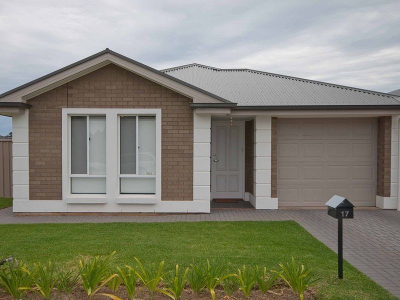 17 School Oval Drive, Christie Downs SA 5164