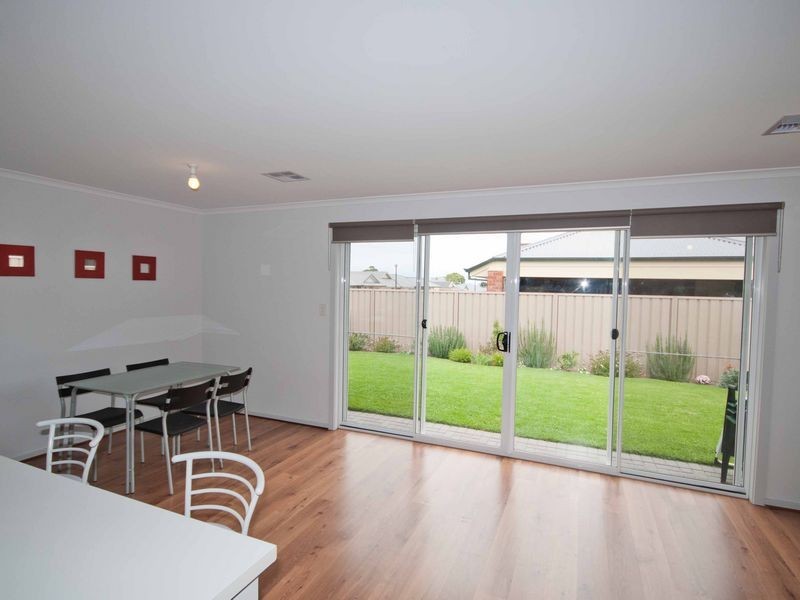 17 School Oval Drive, Christie Downs SA 5164