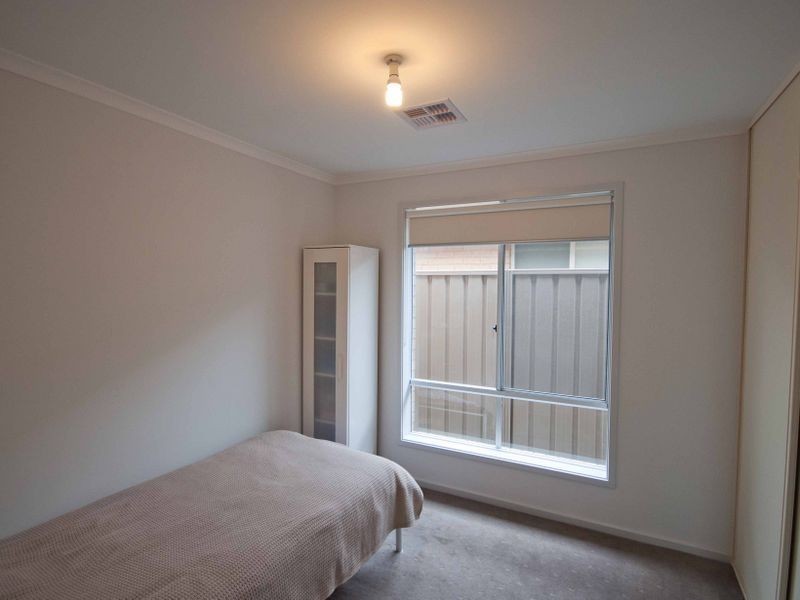 17 School Oval Drive, Christie Downs SA 5164