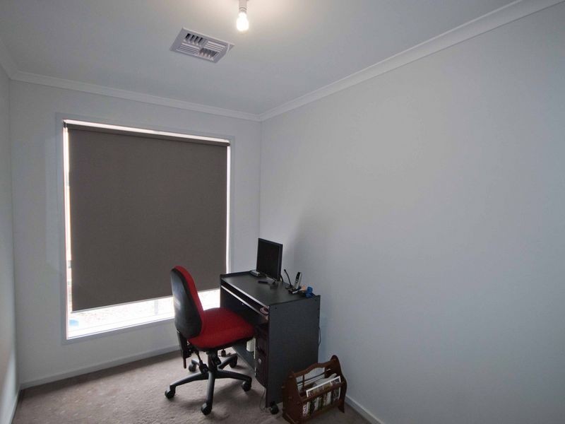 17 School Oval Drive, Christie Downs SA 5164