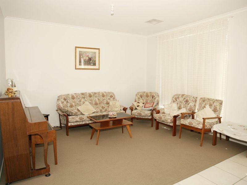 7 Cricket Ground Court, Christie Downs SA 5164