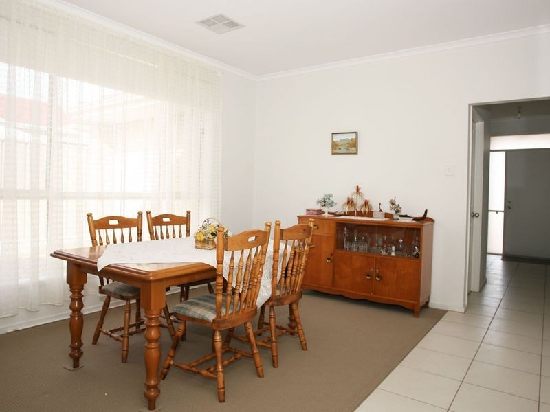 7 Cricket Ground Court, Christie Downs SA 5164