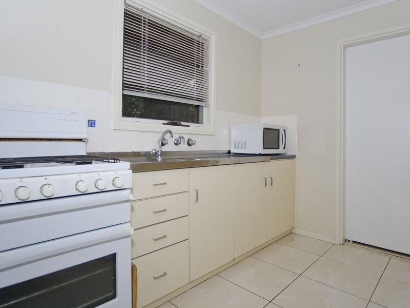 28 Amberleigh Close, Christie Downs SA 5164