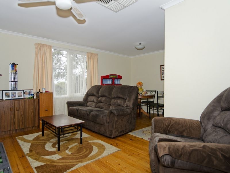 28 Amberleigh Close, Christie Downs SA 5164