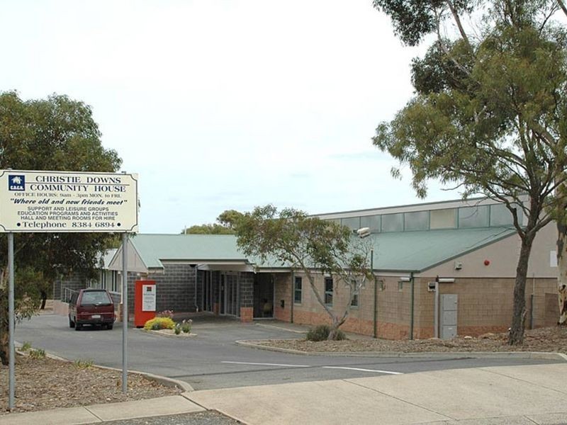 28 Amberleigh Close, Christie Downs SA 5164