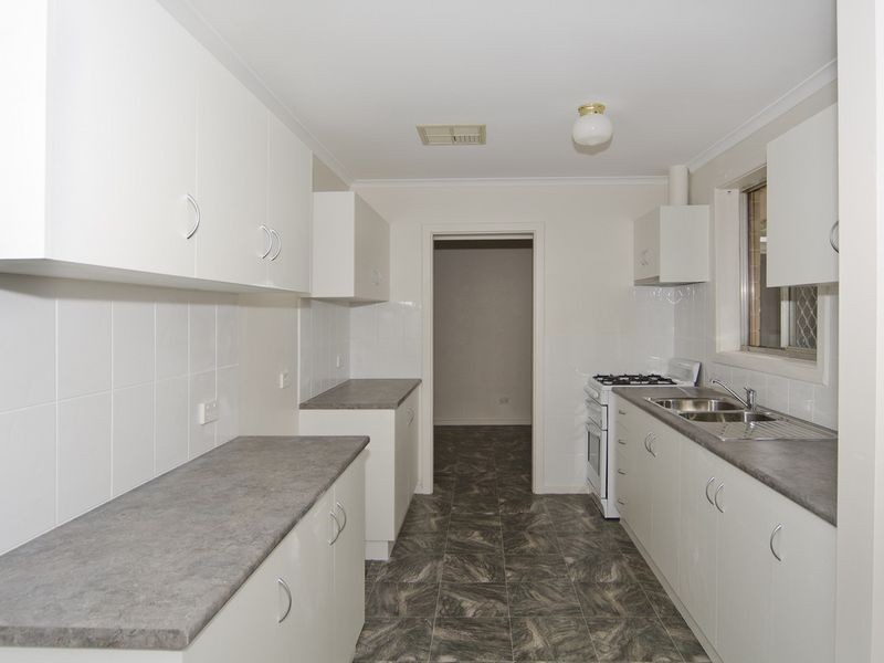 10 Columba Street, Morphett Vale SA 5162
