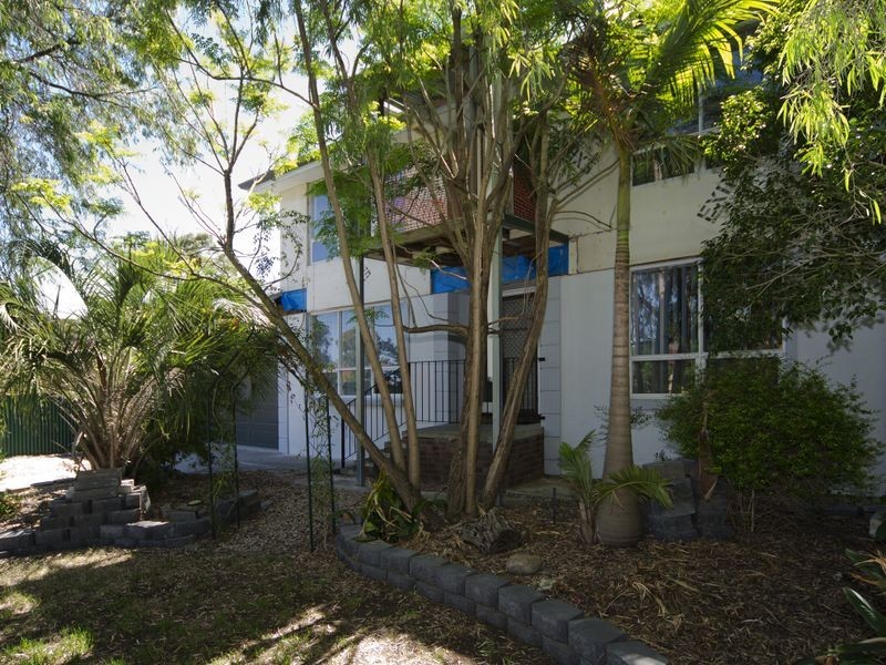 12 Freeman Avenue, Morphett Vale SA 5162