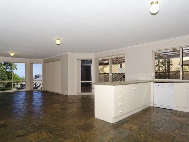 54 Grand Boulevard, Seaford Rise SA 5169