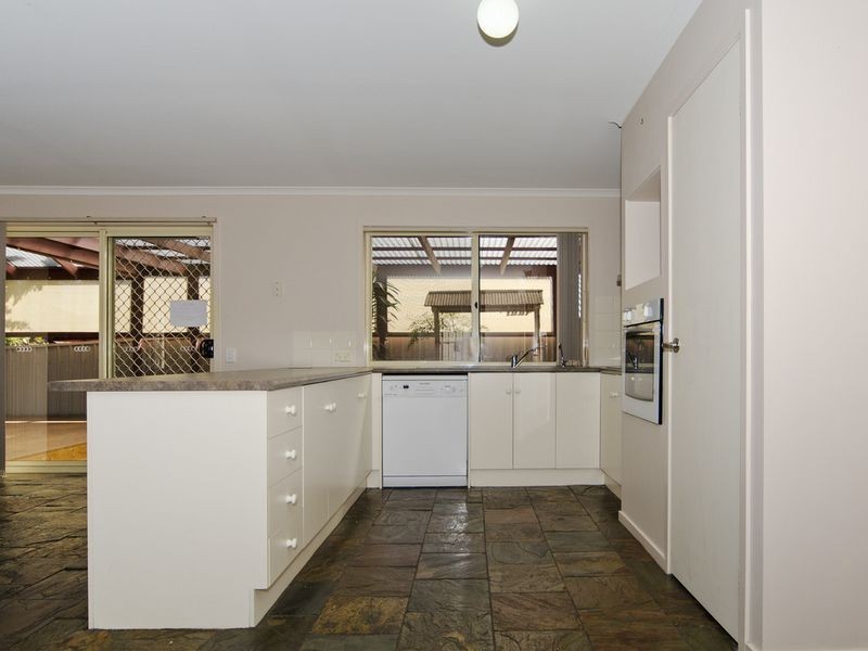 54 Grand Boulevard, Seaford Rise SA 5169