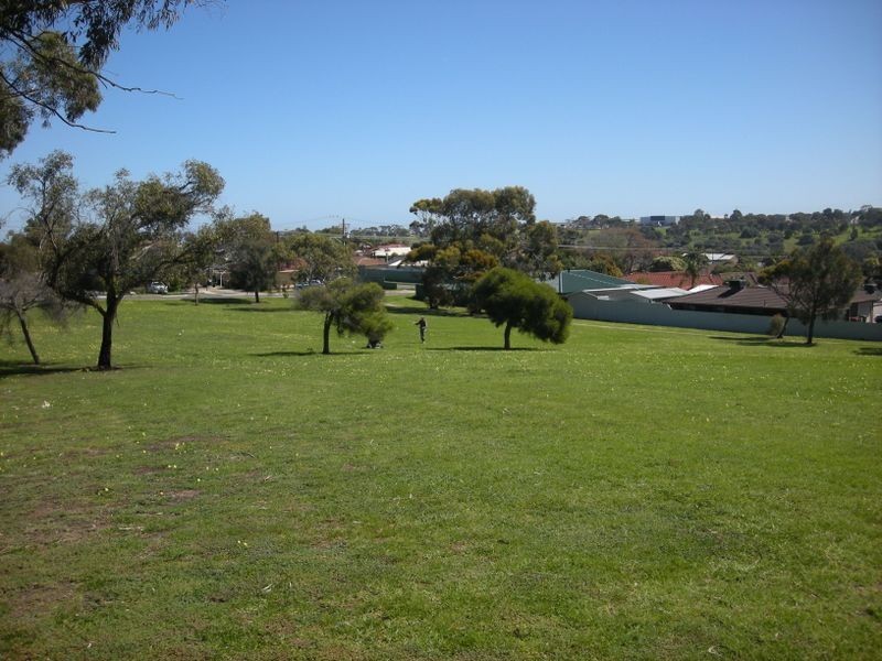 25 A Heather Drive, Christie Downs SA 5164