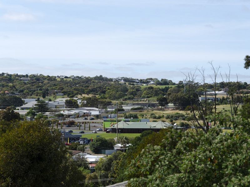 65 Oakridge Rise, Huntfield Heights SA 5163