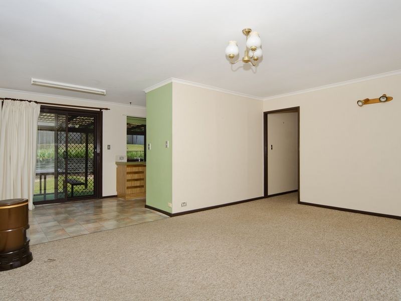 65 Oakridge Rise, Huntfield Heights SA 5163