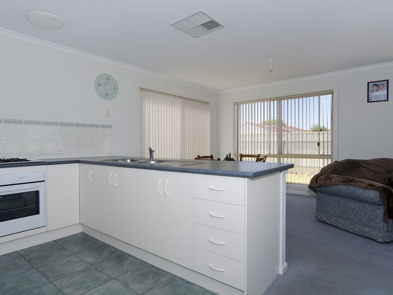 13 Redwood Close, Noarlunga Downs SA 5168