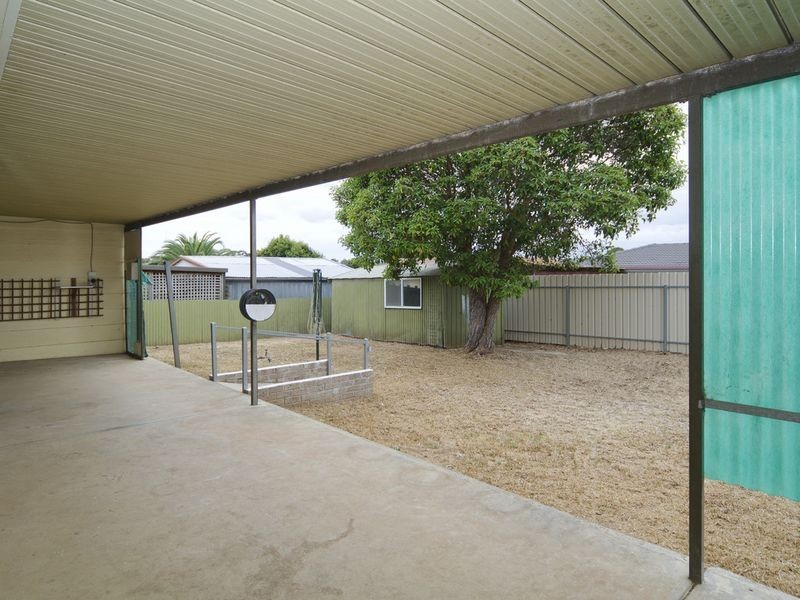 5 Kathryn Drive, Morphett Vale SA 5162