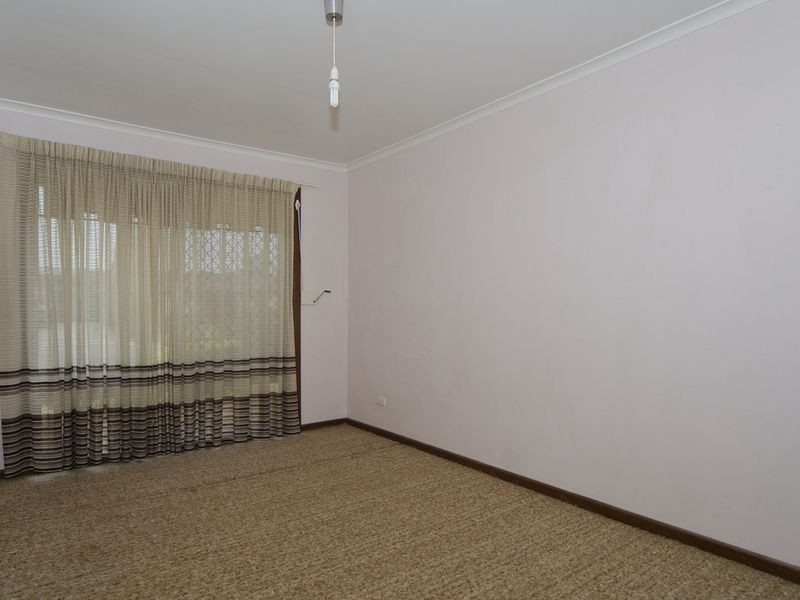 5 Kathryn Drive, Morphett Vale SA 5162