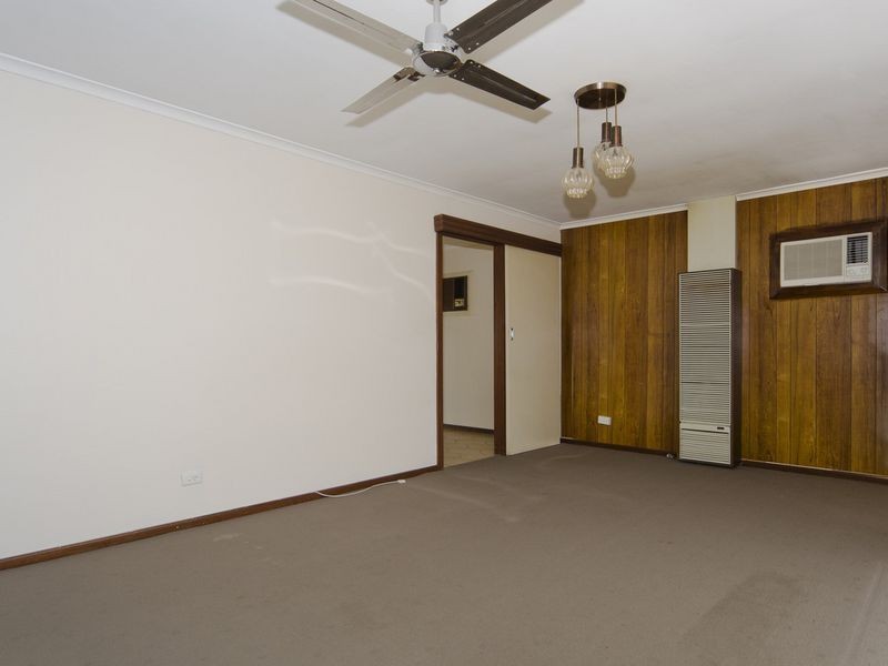 5 Kathryn Drive, Morphett Vale SA 5162