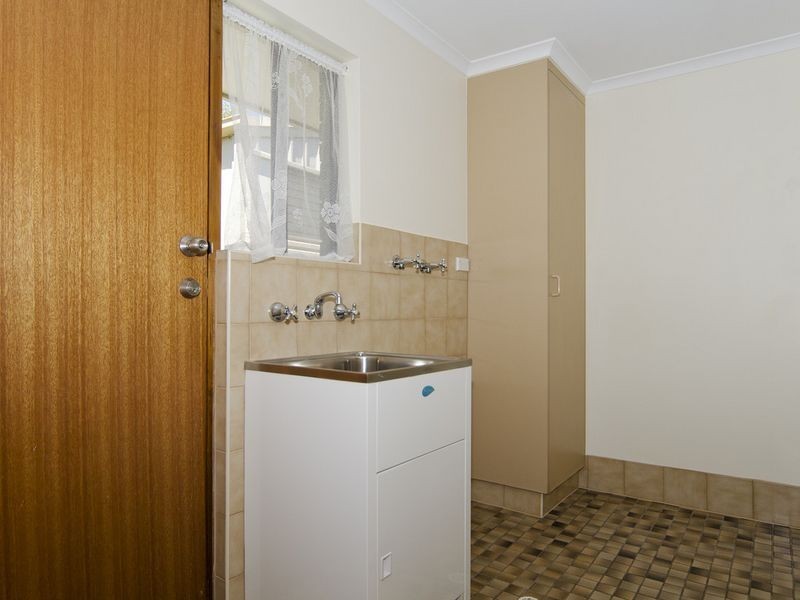 2 / 82 Beacon Crescent, Seaford SA 5169