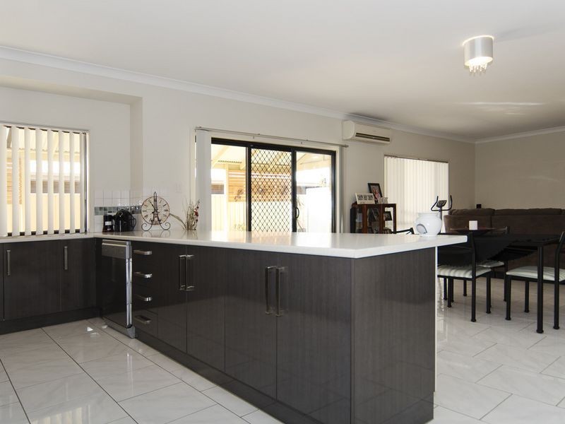 22 South Pacific Drive, Seaford Meadows SA 5169