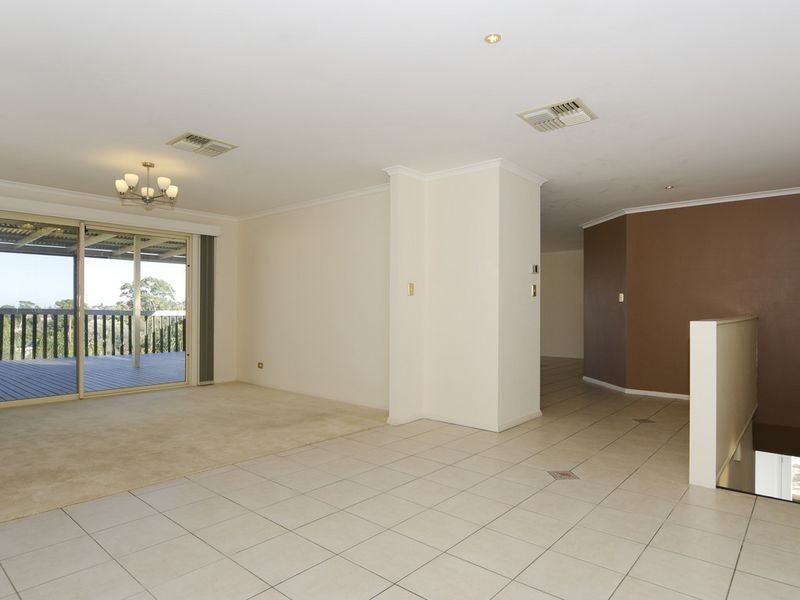 5 Coorong Court, Port Noarlunga SA 5167